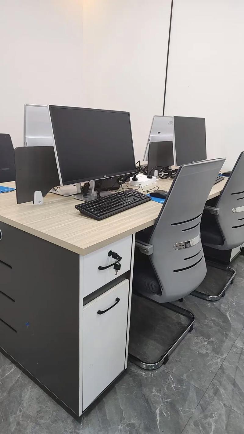 重慶電腦租賃服務 一臺起租，全國覆蓋，靈活高效